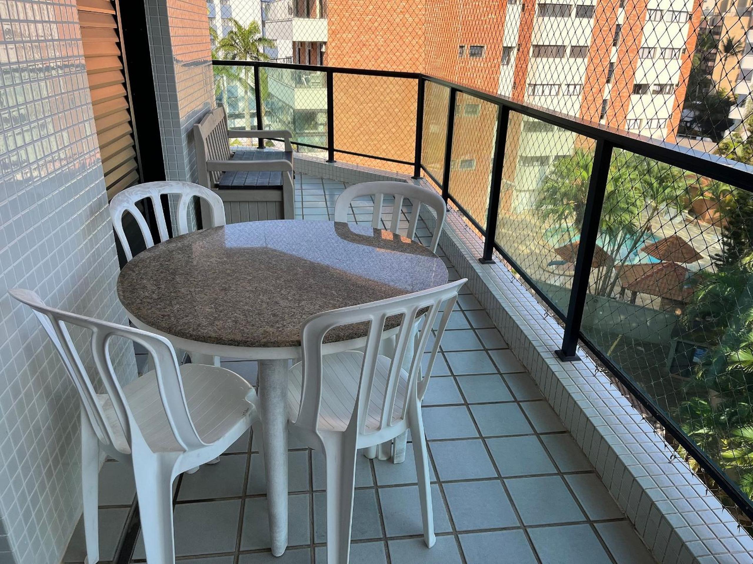 Riviera: M4 Giardino 44A, Beach front
