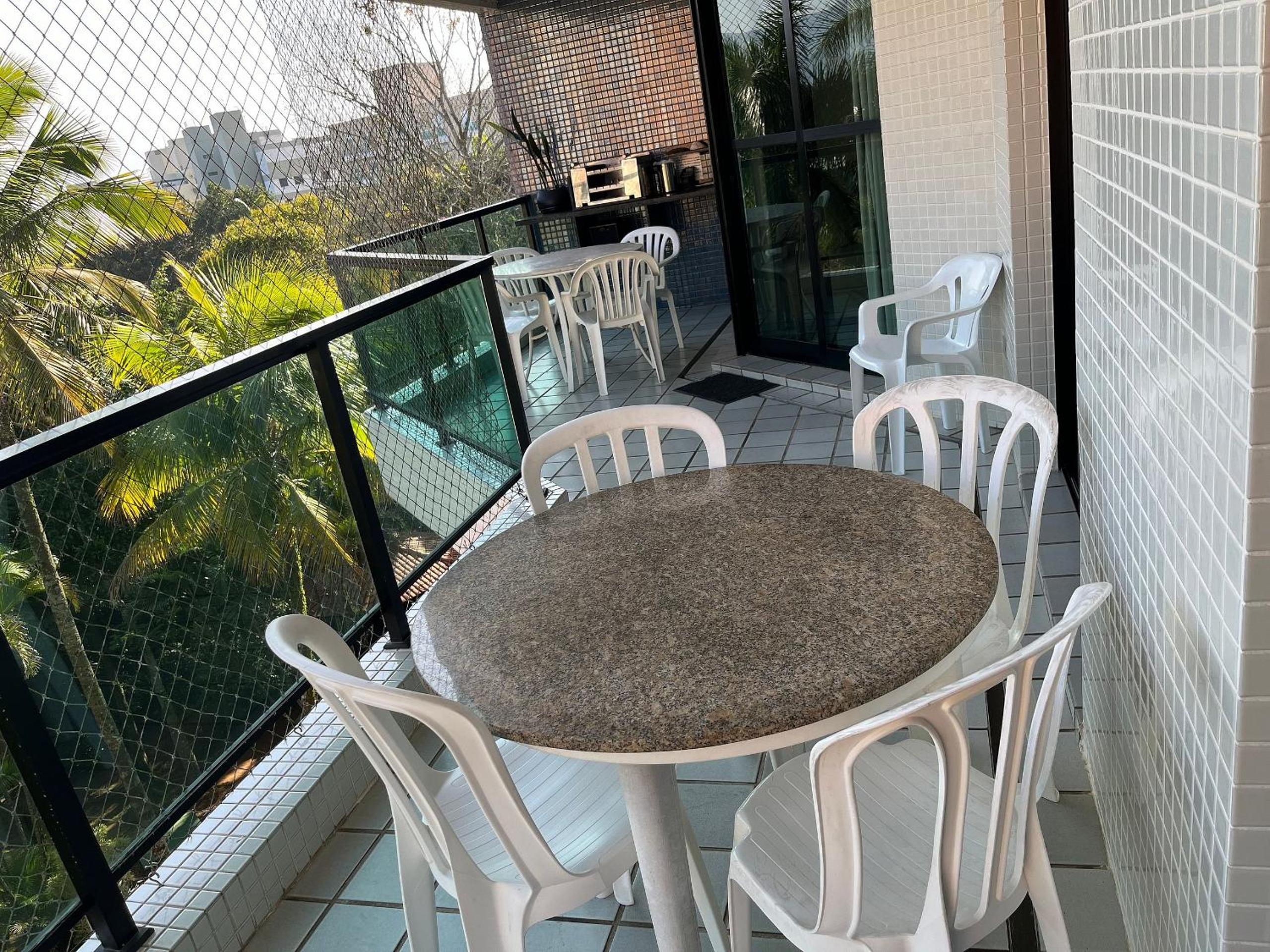 Riviera: M4 Giardino 44A, Beach front