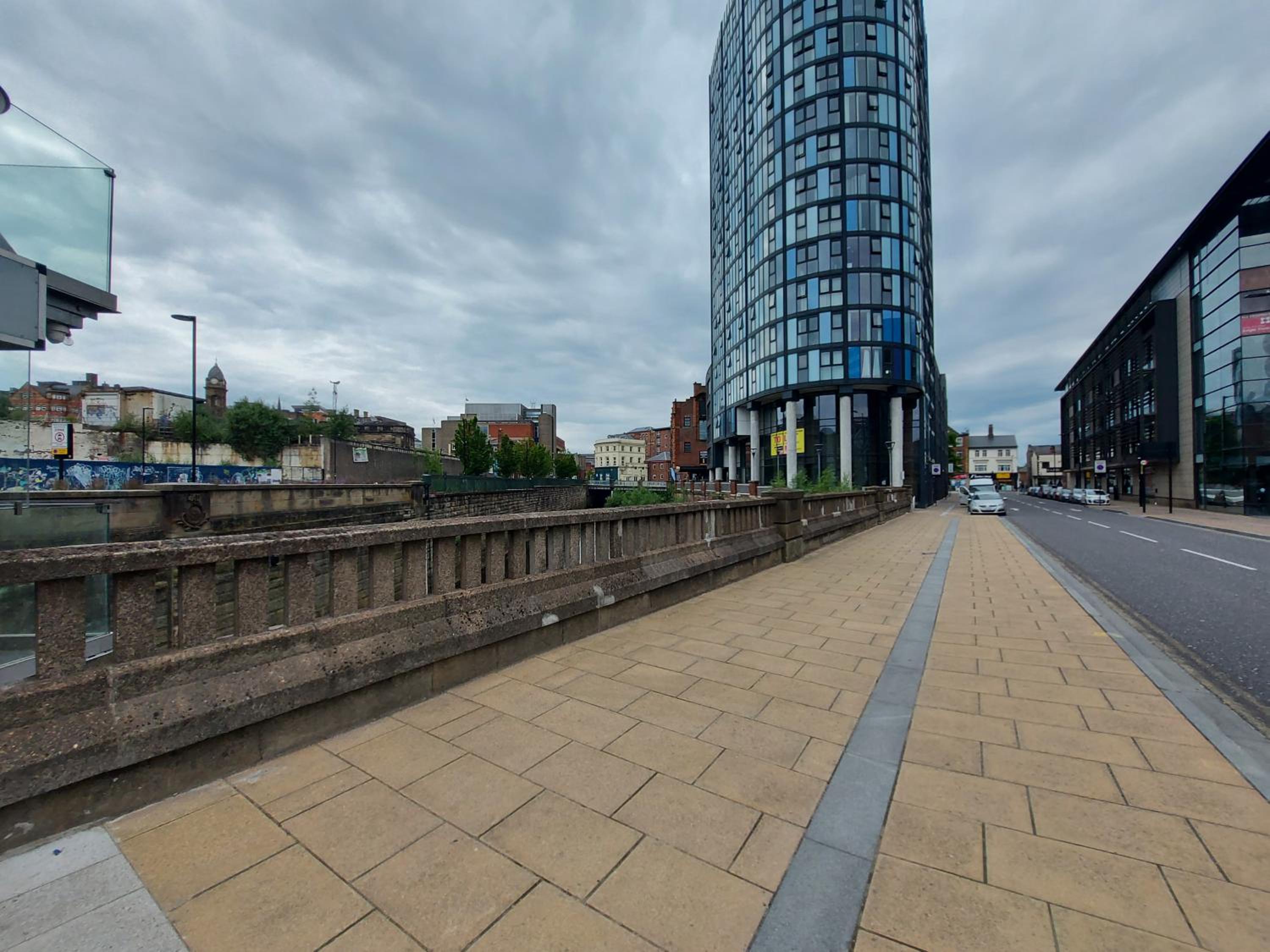 Waterview 2-bedroom Apartment in Sheffield, fully furnished with FREE wifi internet