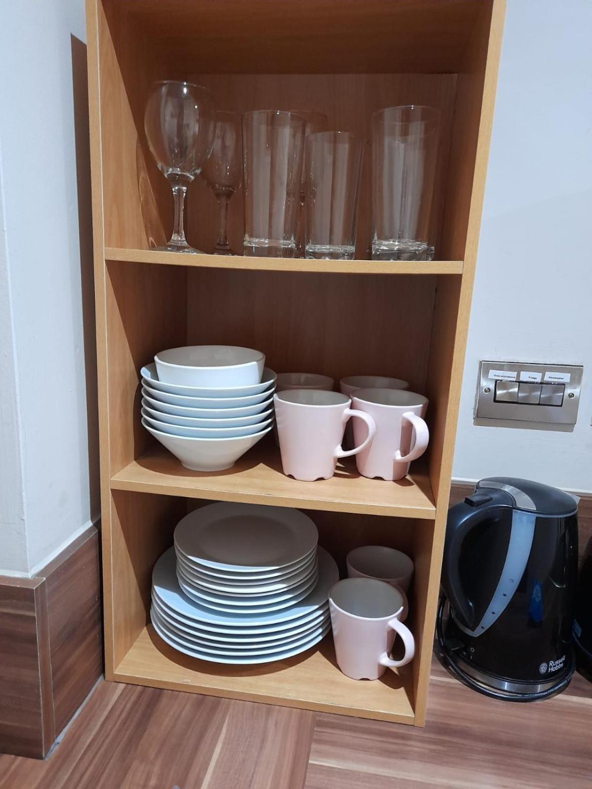 Waterview 2-bedroom Apartment in Sheffield, fully furnished with FREE wifi internet