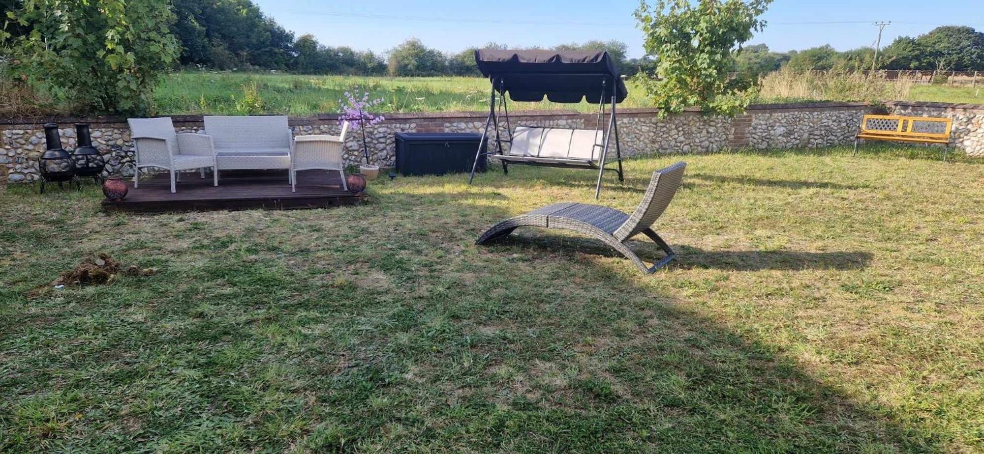 The Ducks - Stunning remote Norfolk Appt with Lazy Spa