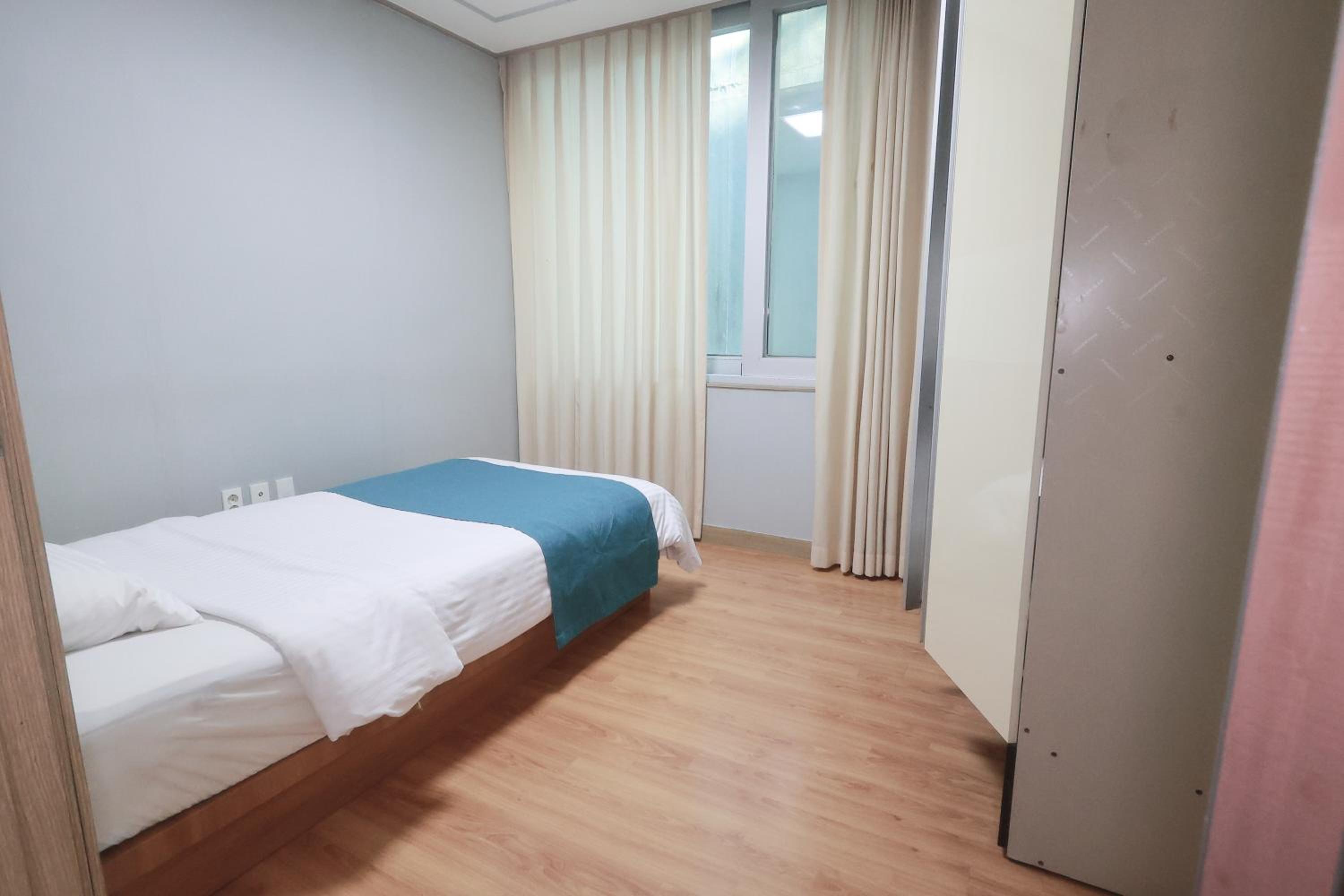 Island story pension