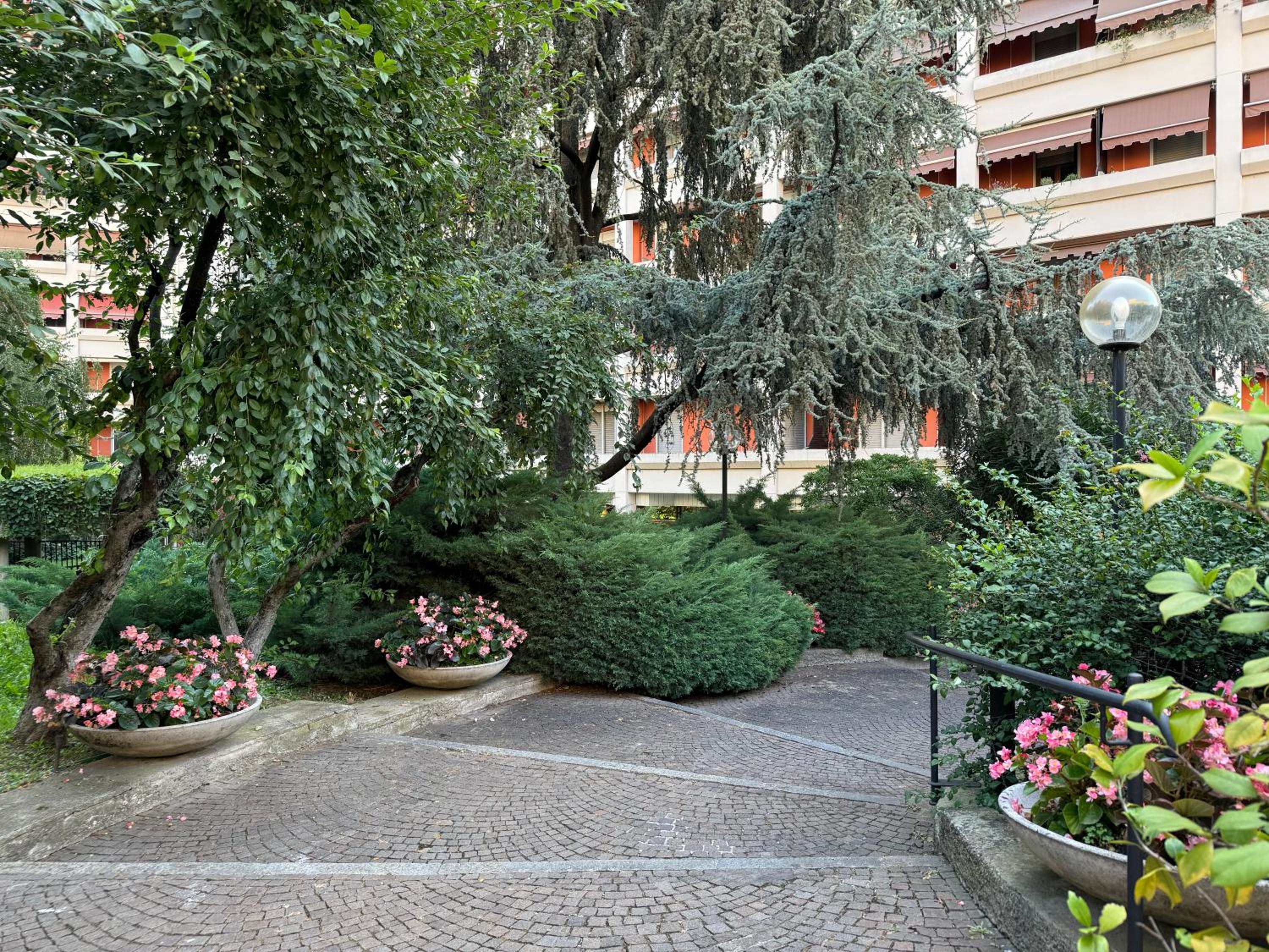 M3 Lodi Brenta, Milano Cozy Corner