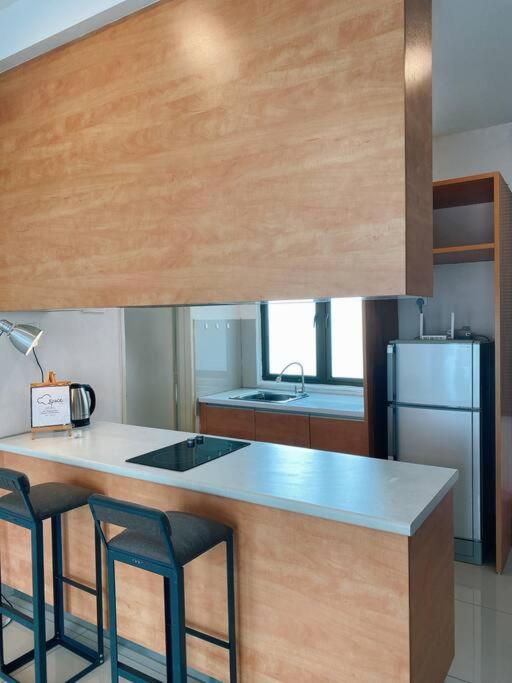 15# Woody Feel Lively Austin - Mount Austin, JB