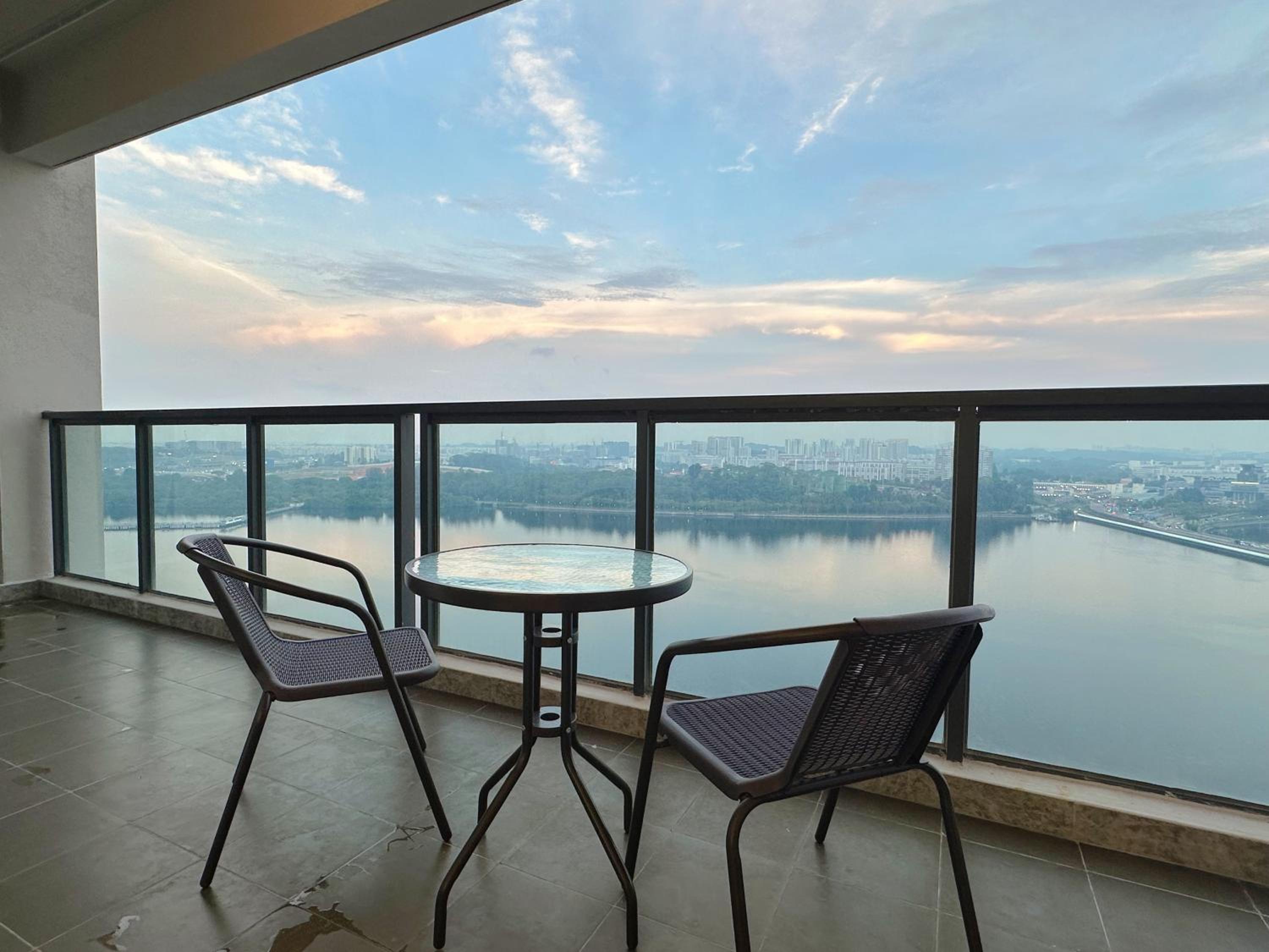 R&F Princess Cove Superior Homestay Nearby CIQ By Han Lin Sojourn