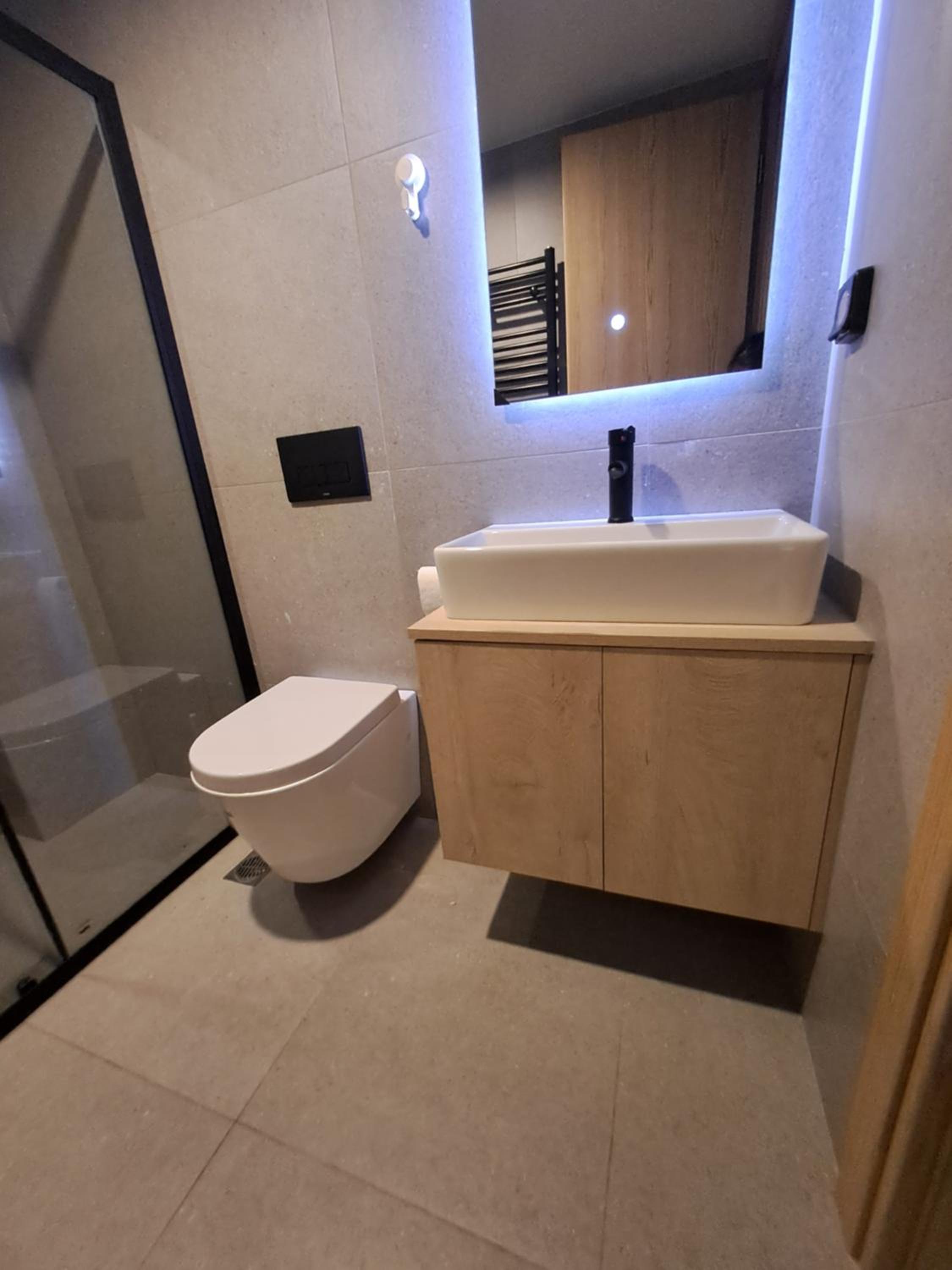 Blossom Residence-At the foot of the Acroplis and Parking available