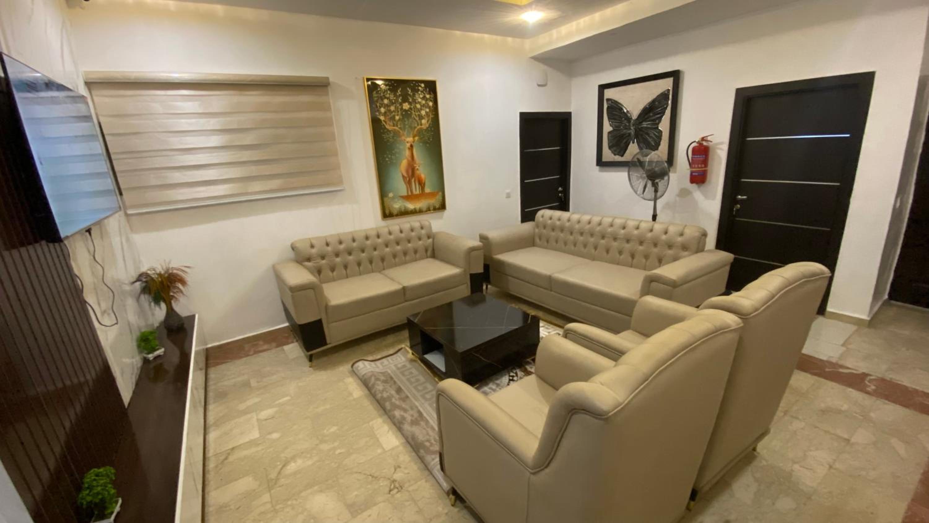 Peace & Luxury