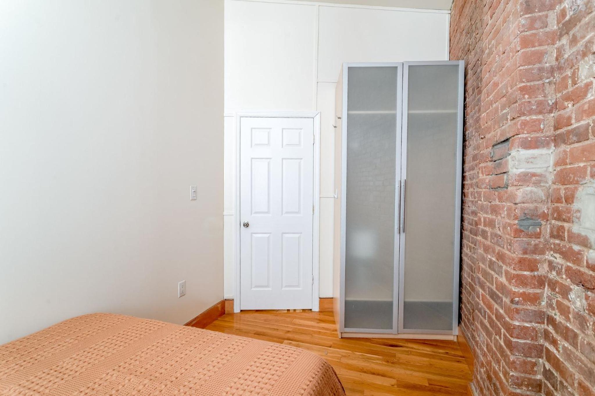 Wonderful 3BR 1Bath Apartment Only Steps from Times Square & Central Park