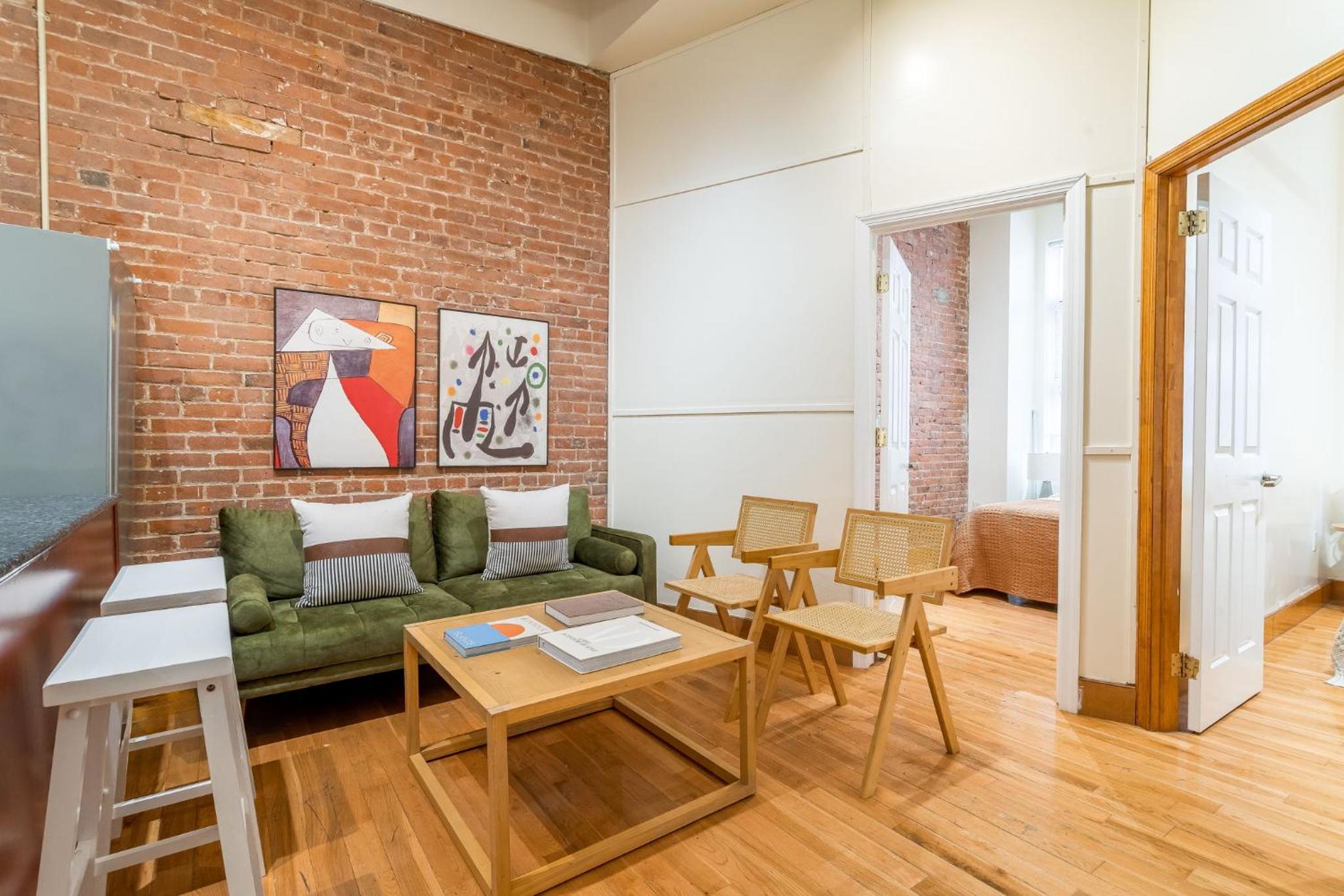 Wonderful 3BR 1Bath Apartment Only Steps from Times Square & Central Park