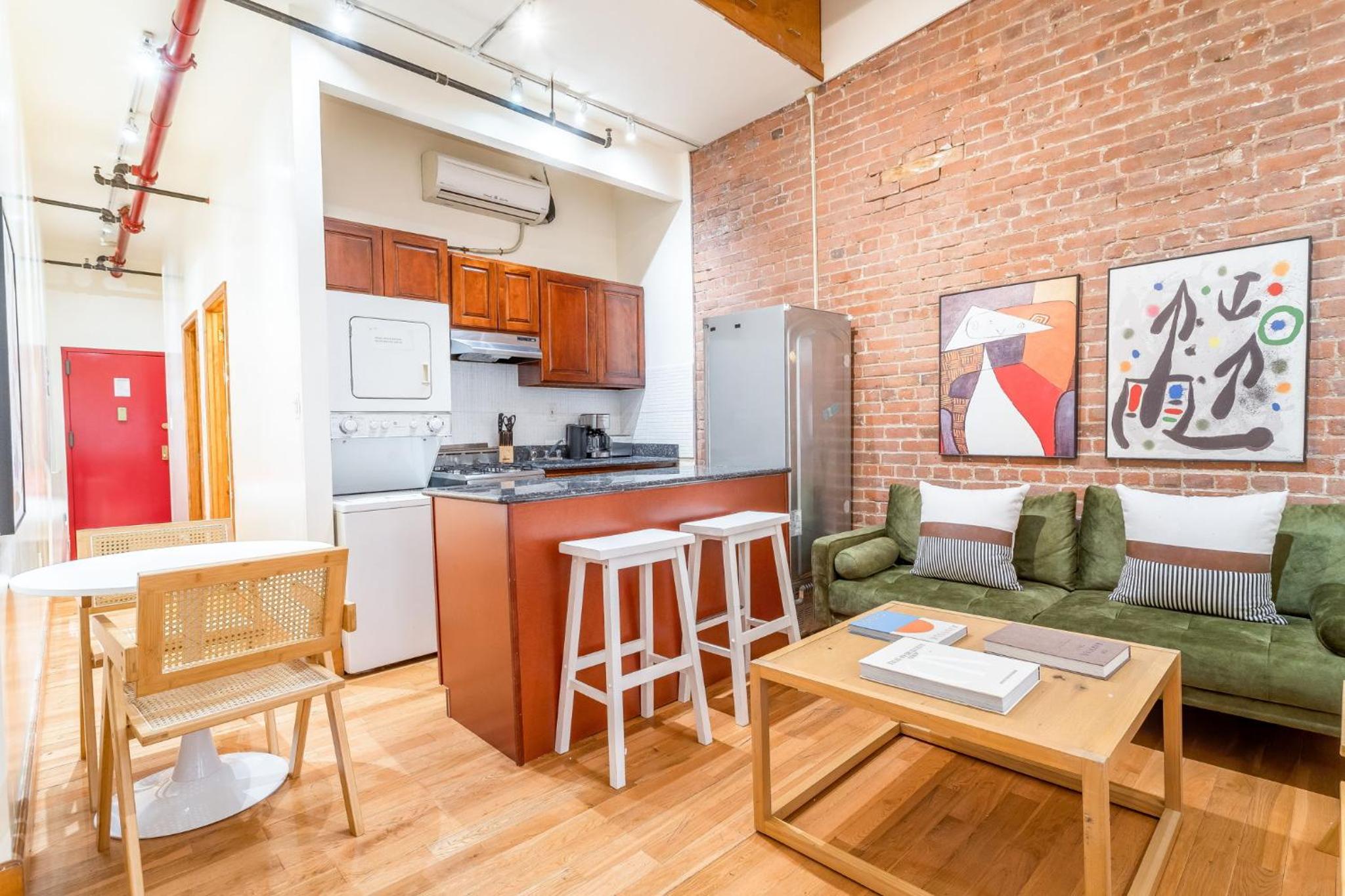 Wonderful 3BR 1Bath Apartment Only Steps from Times Square & Central Park