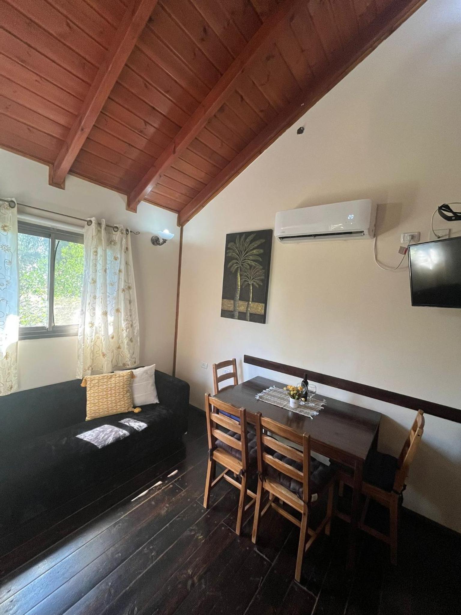 Jasmine Cabin