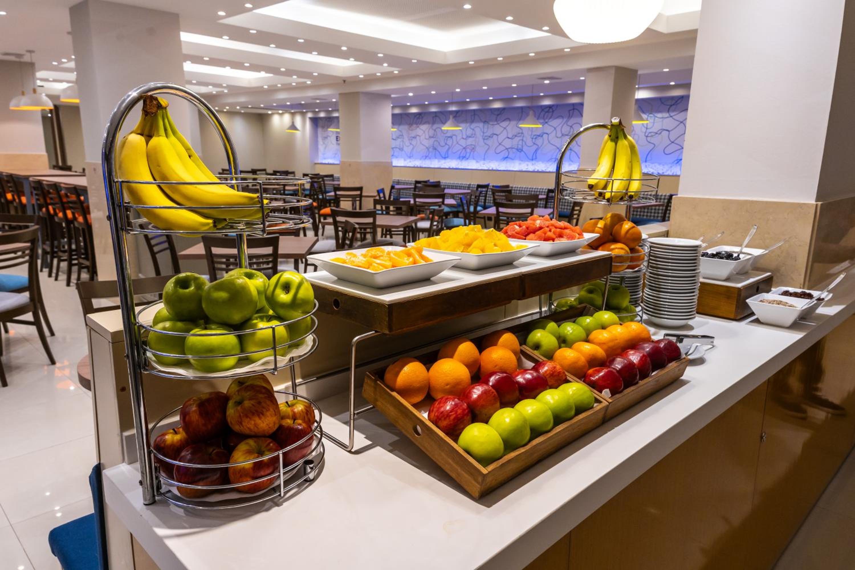 Rosario Vacations - Holiday Inn Express Rosario, an IHG Hotel - Property Image 4