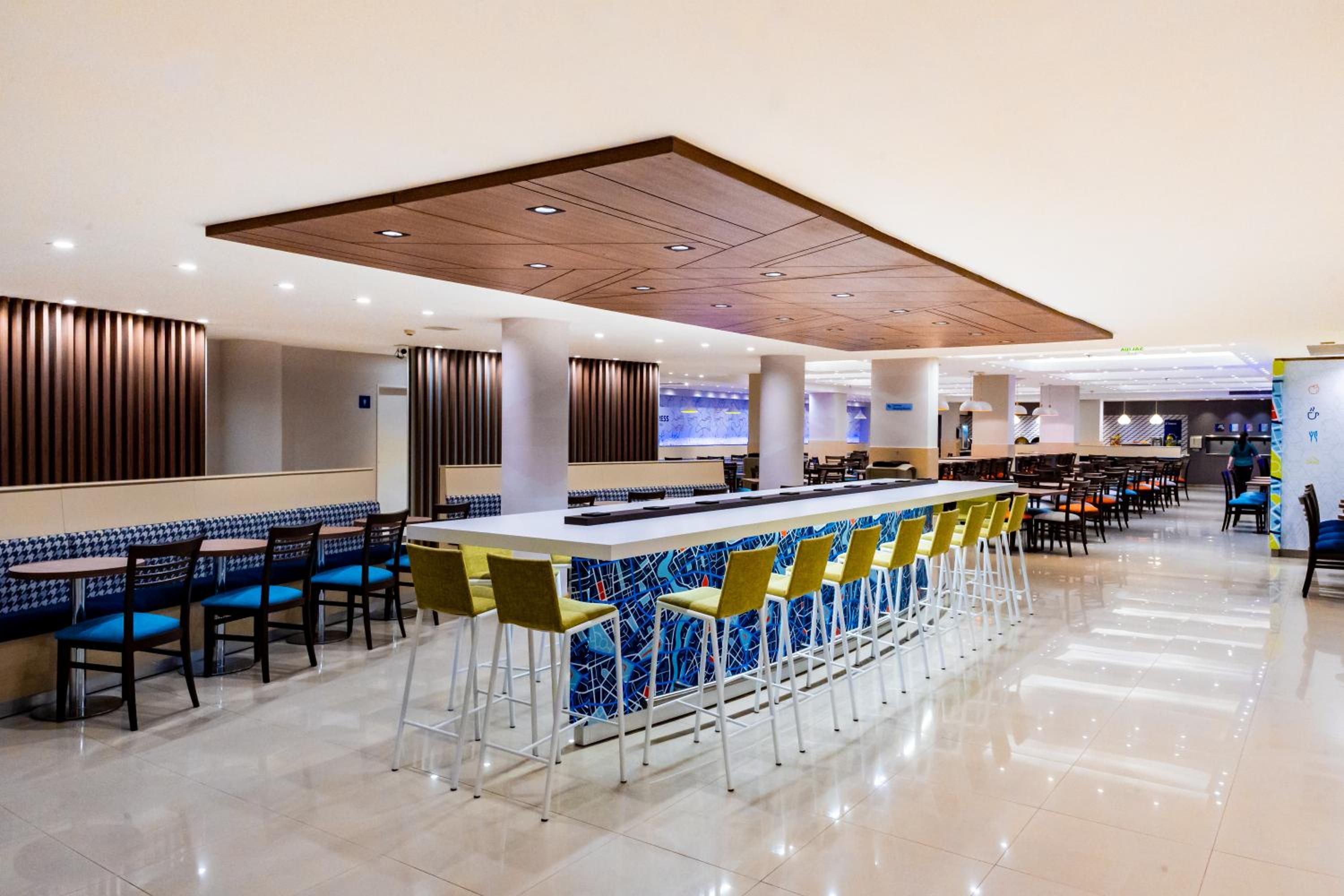 Rosario Vacations - Holiday Inn Express Rosario, an IHG Hotel - Property Image 3