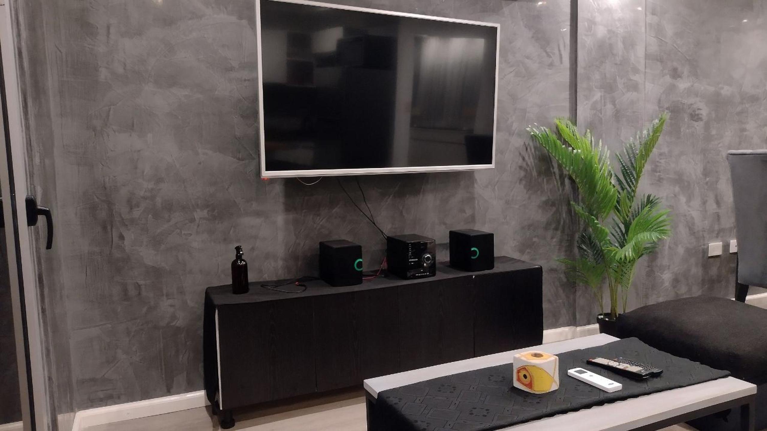 room & sleeping area