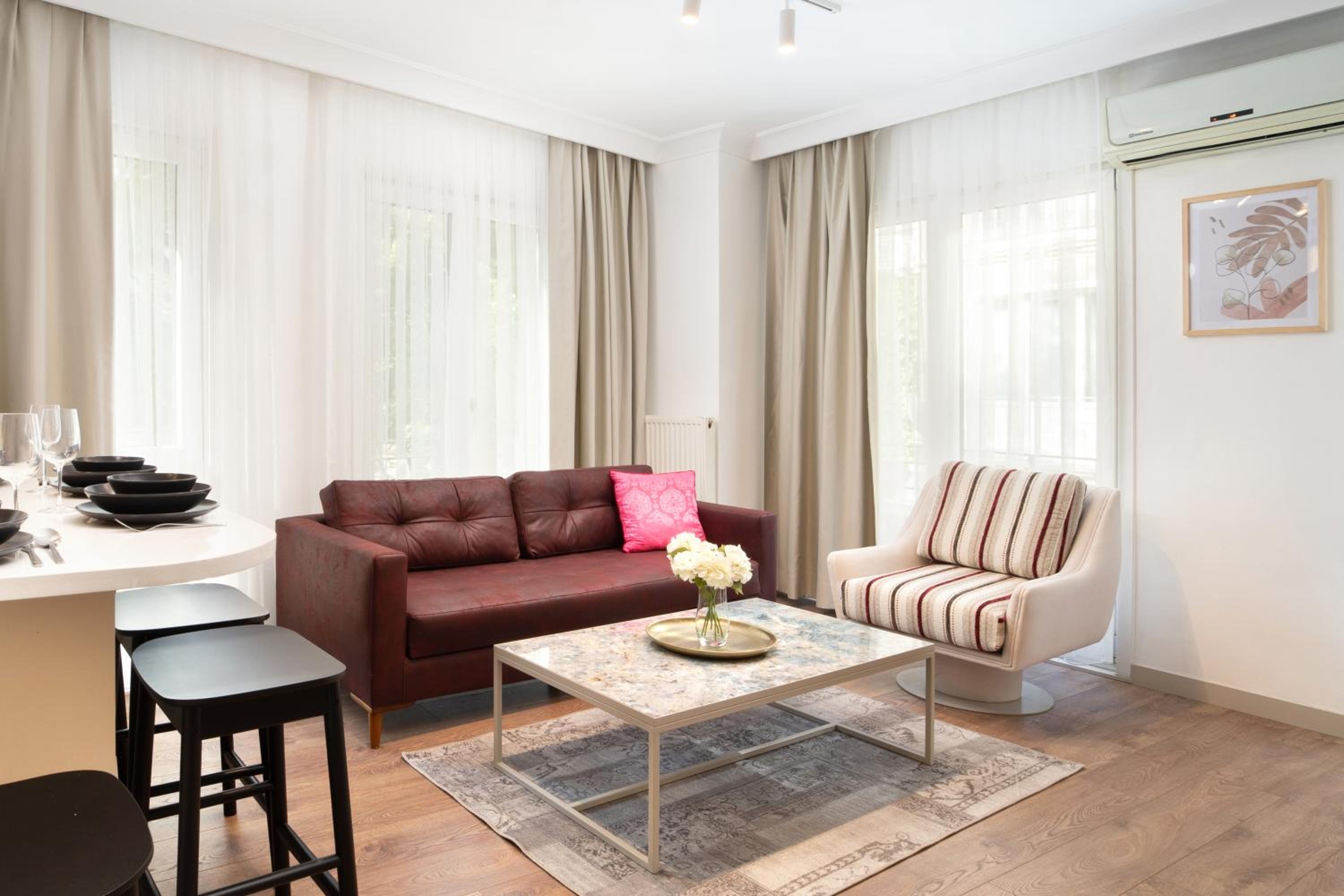 Marmada Suites