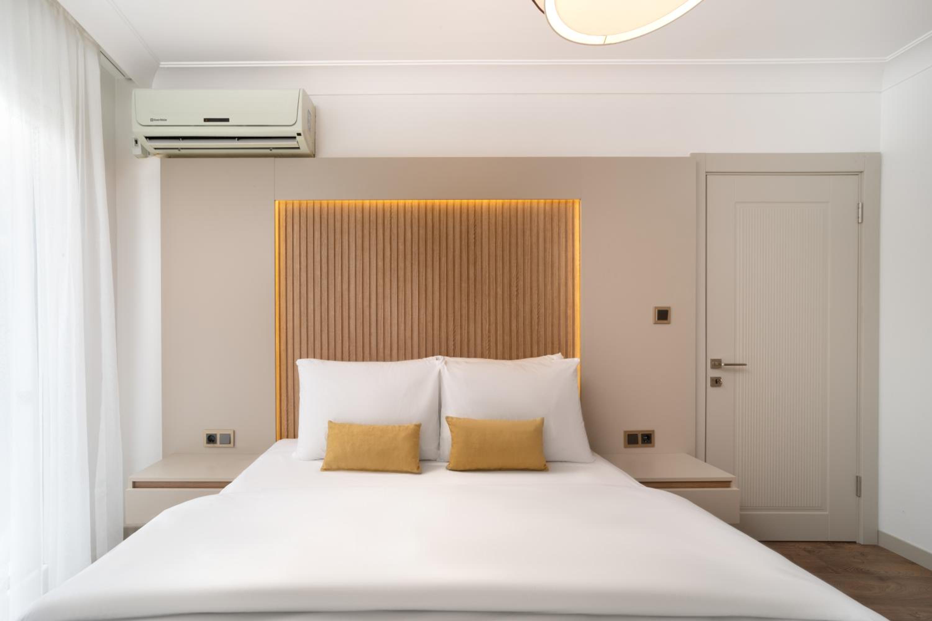 Marmada Suites
