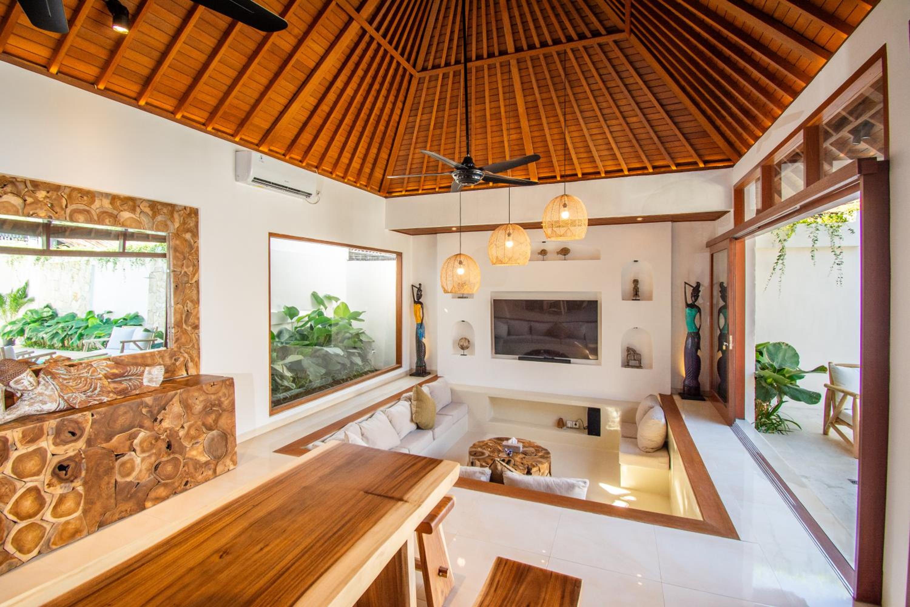 Villa Mayo