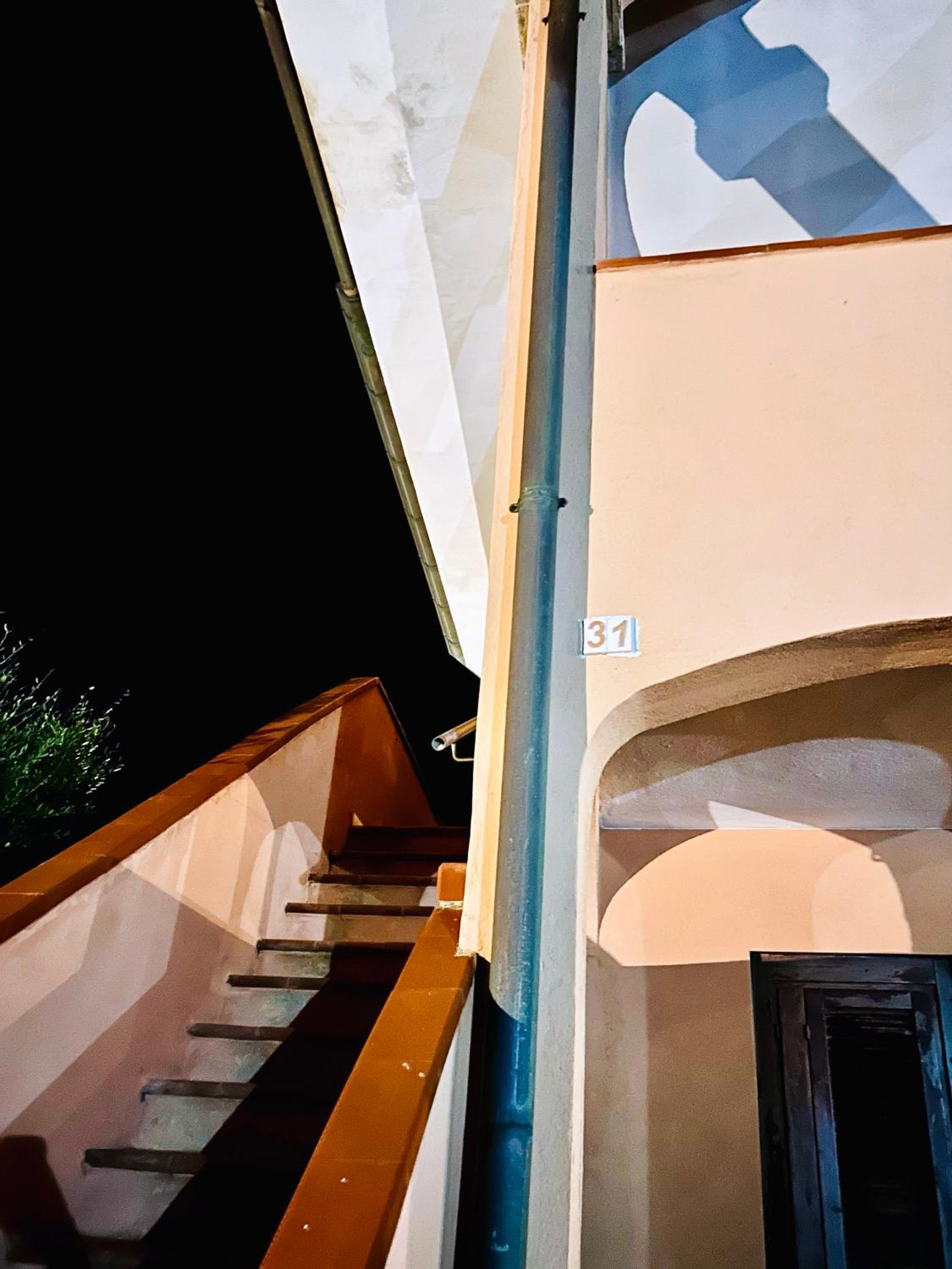 Confortevole Trilocale con Vista Mare a San Pasquale, Sardegna