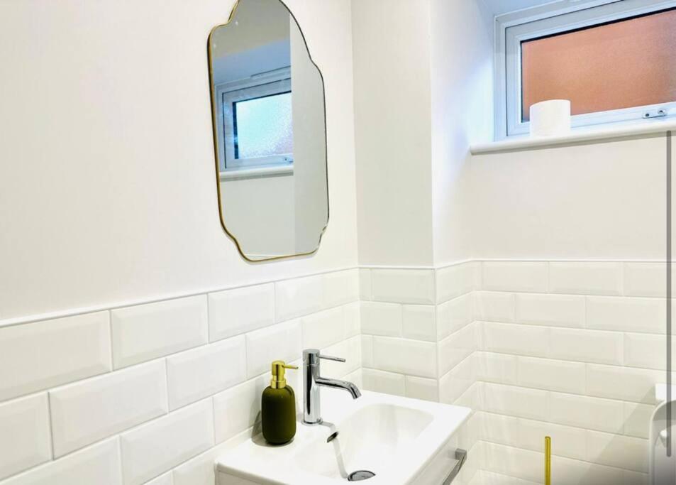 Dover Vacations - Luxury Dover Castle Apartment - Property Image 2
