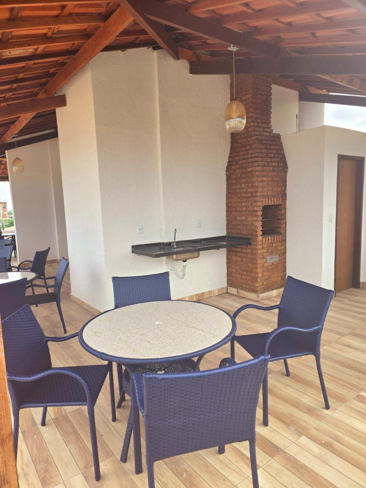 Apartamento grande de 3 quartos, a 120m das piscinas naturais de Tamandaré, a 1km do Aquaventura e a 1km da Vila Padre Arlindo