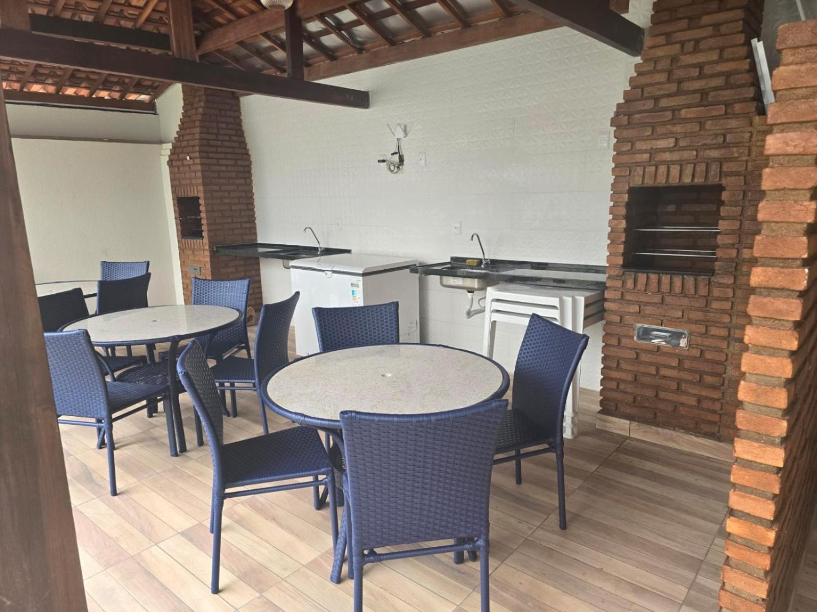 Apartamento grande de 3 quartos, a 120m das piscinas naturais de Tamandaré, a 1km do Aquaventura e a 1km da Vila Padre Arlindo