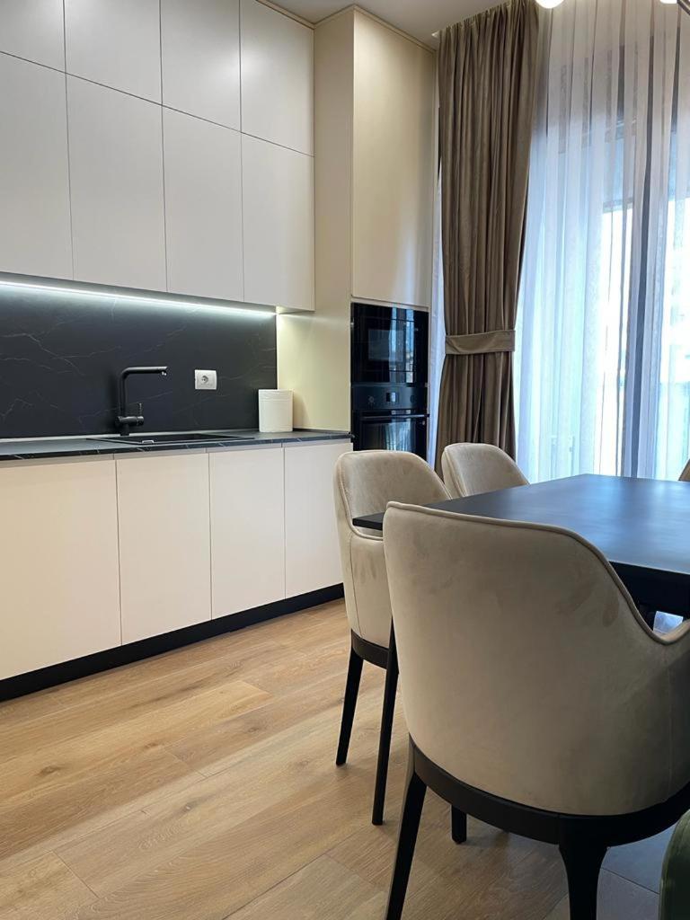 Luxurious Viridario 2 Tirana Lake flat photo 5