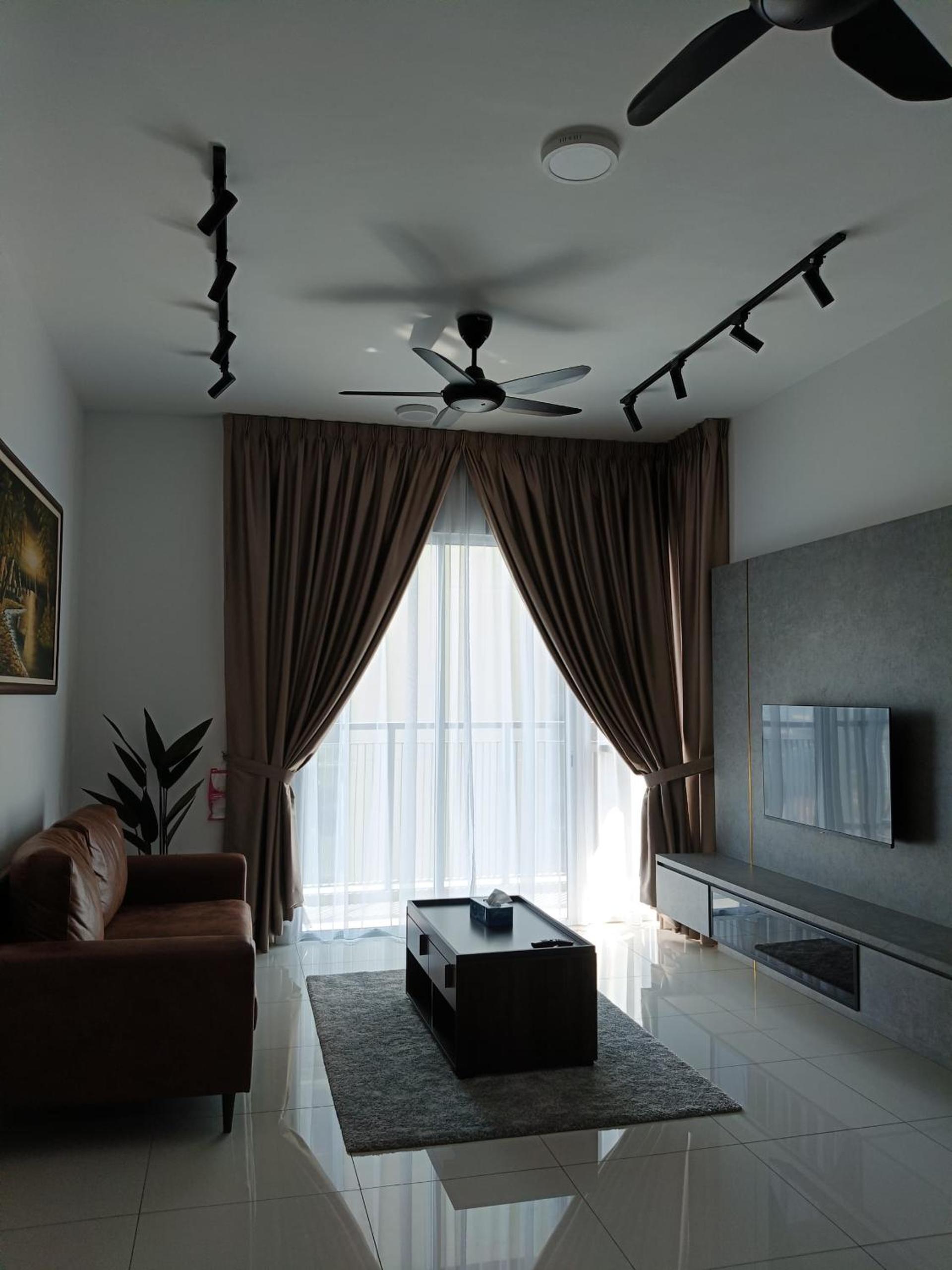 2BR Centre MontKiara 4px 500Mbps