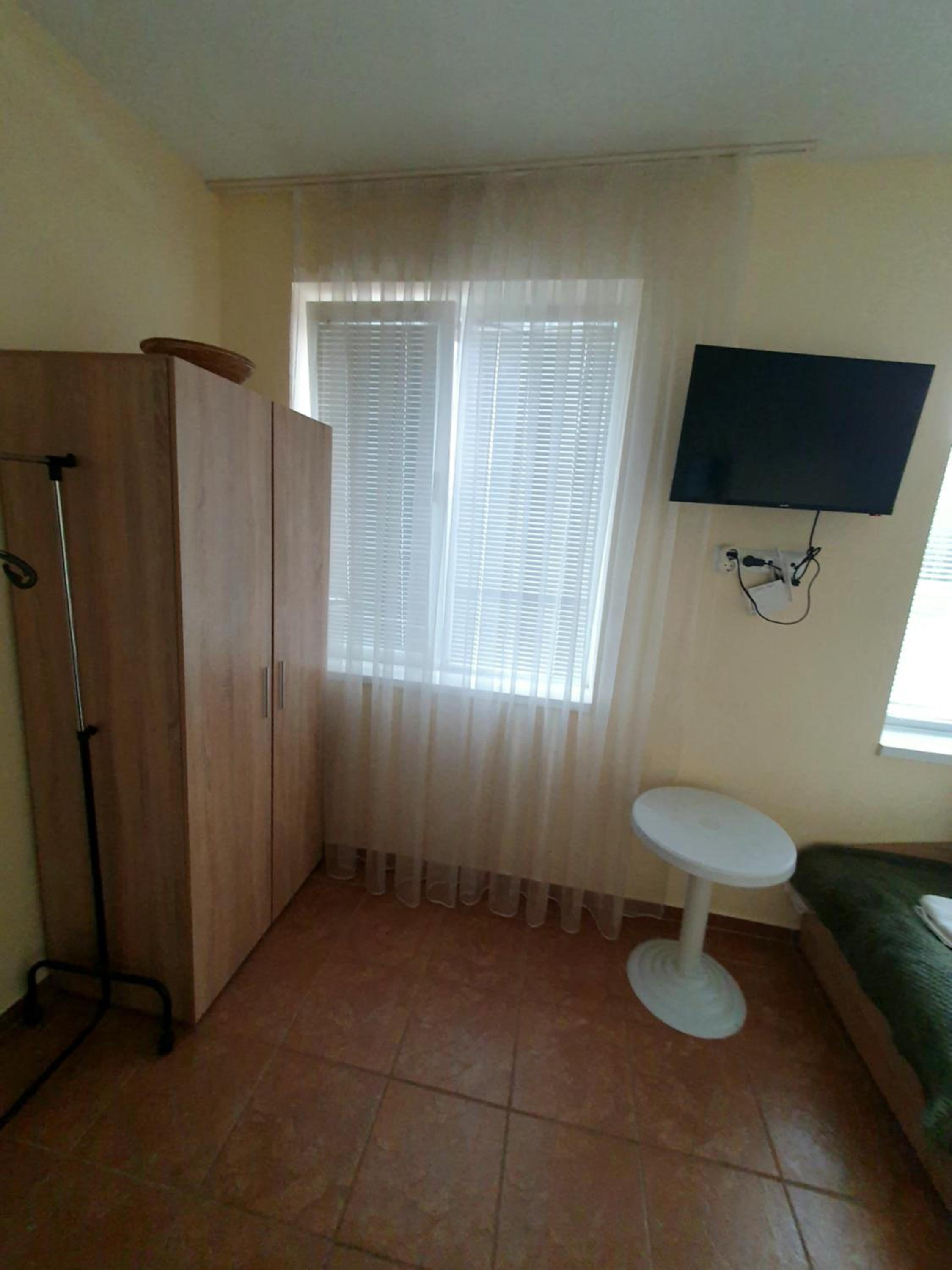 Photo 57