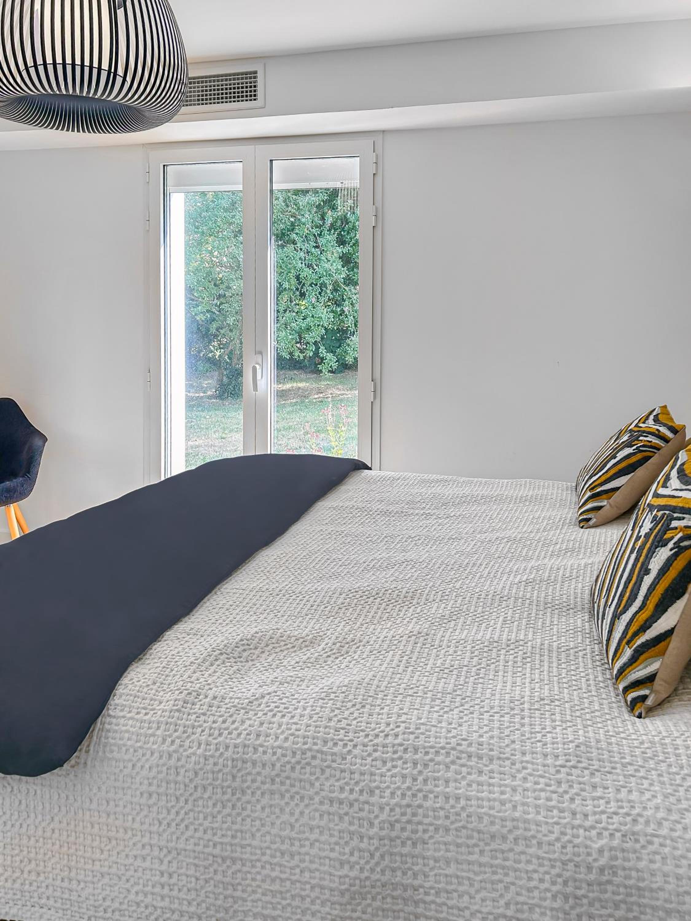 Villa calme avec piscine et spa à Mérignac Proche hôpital tram et parc d activité