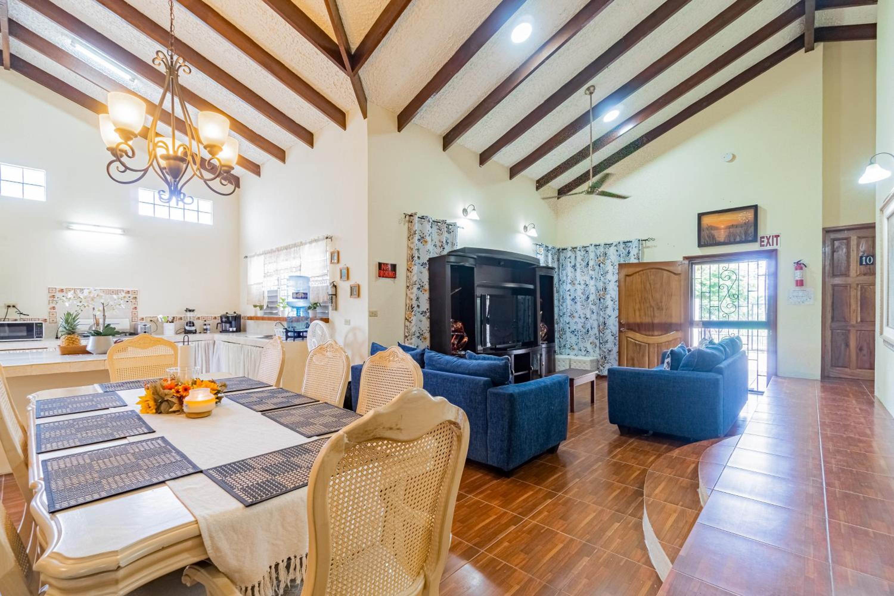 Campo Verde House