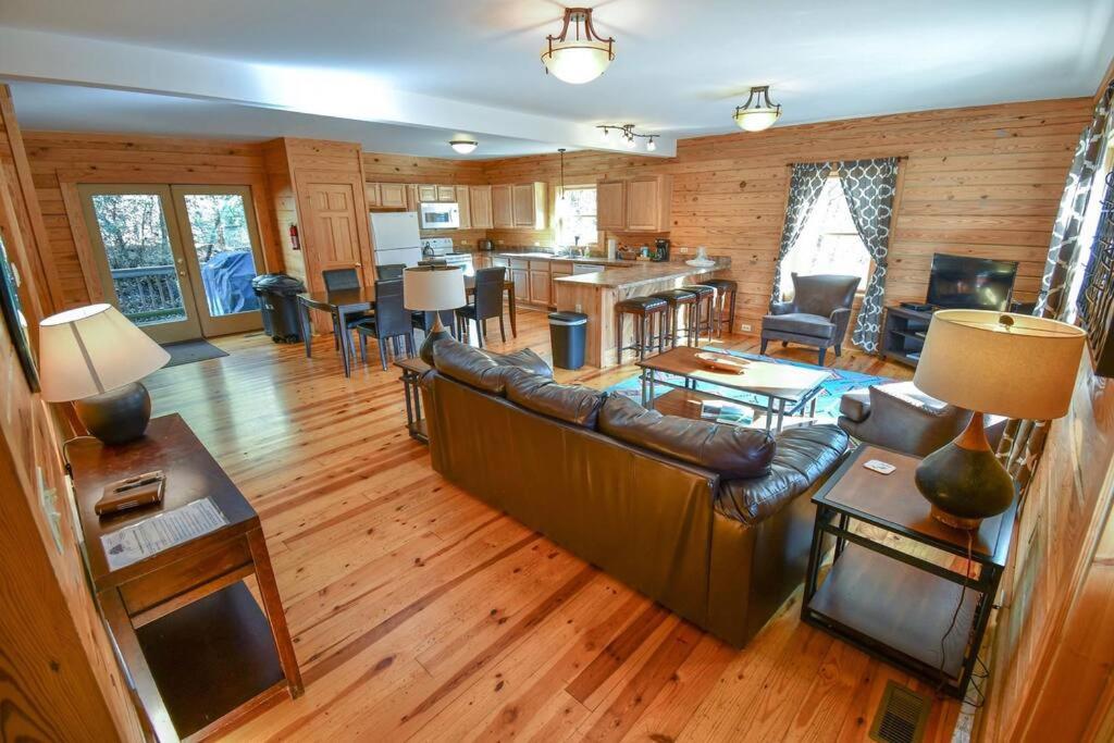 The Lewis #25 - The Cabins at Lexington, photo 2