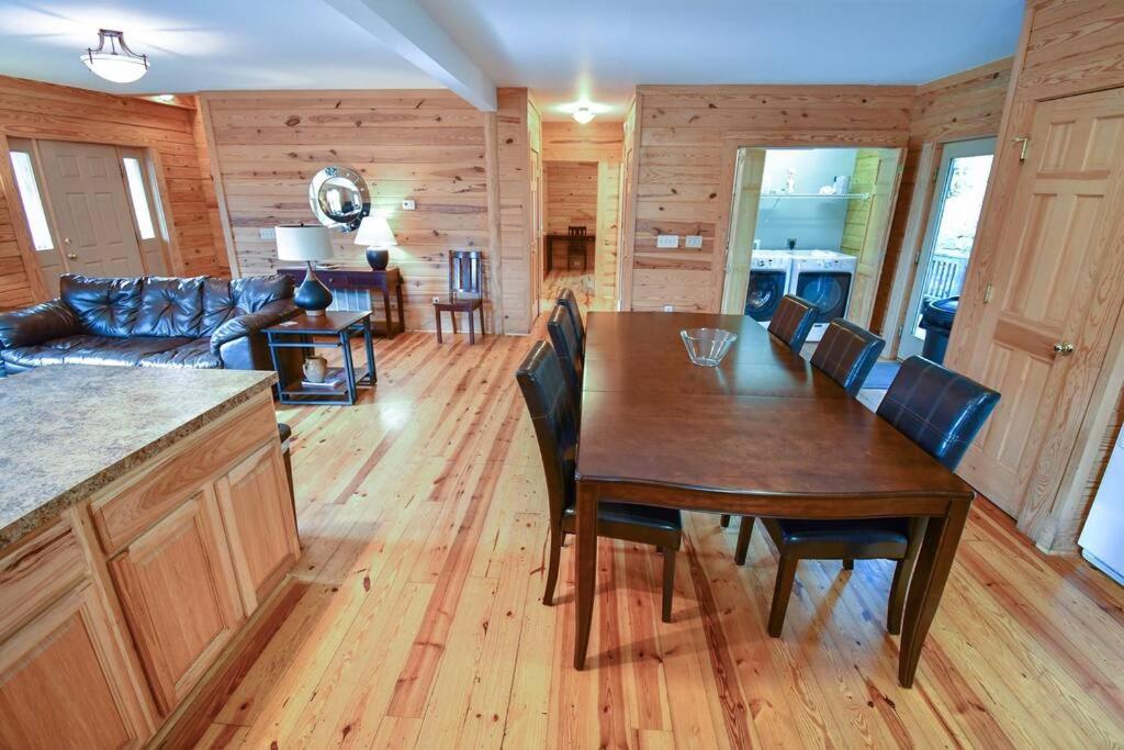 The Lewis #25 - The Cabins at Lexington, photo 22