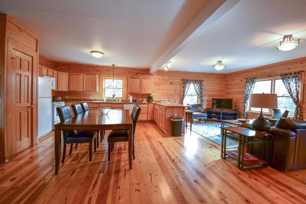 The Lewis #25 - The Cabins at Lexington, photo 30
