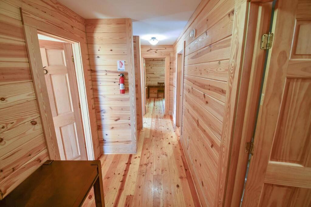 The Lewis #25 - The Cabins at Lexington, photo 27
