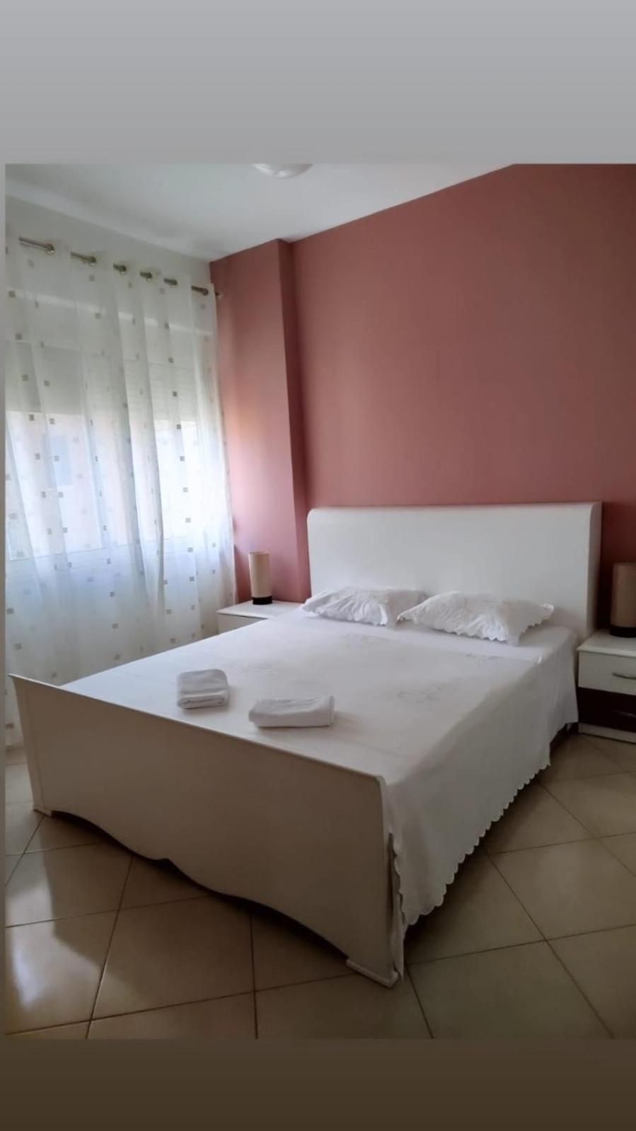 Smiley apartament