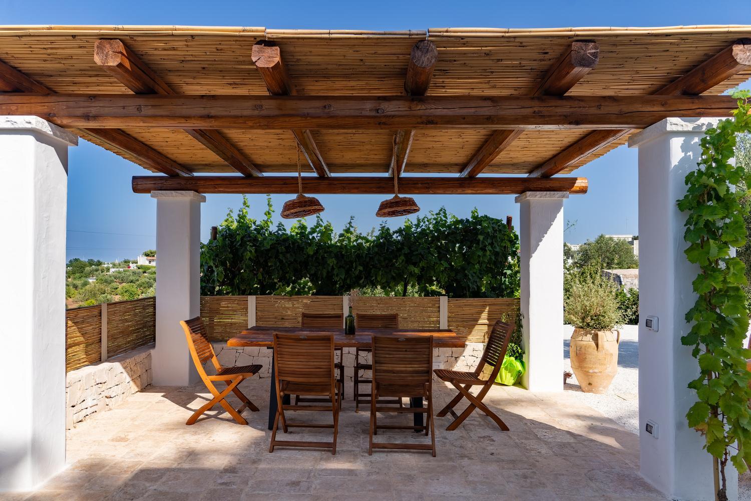 Trullo Tonino - Cisternino view 5