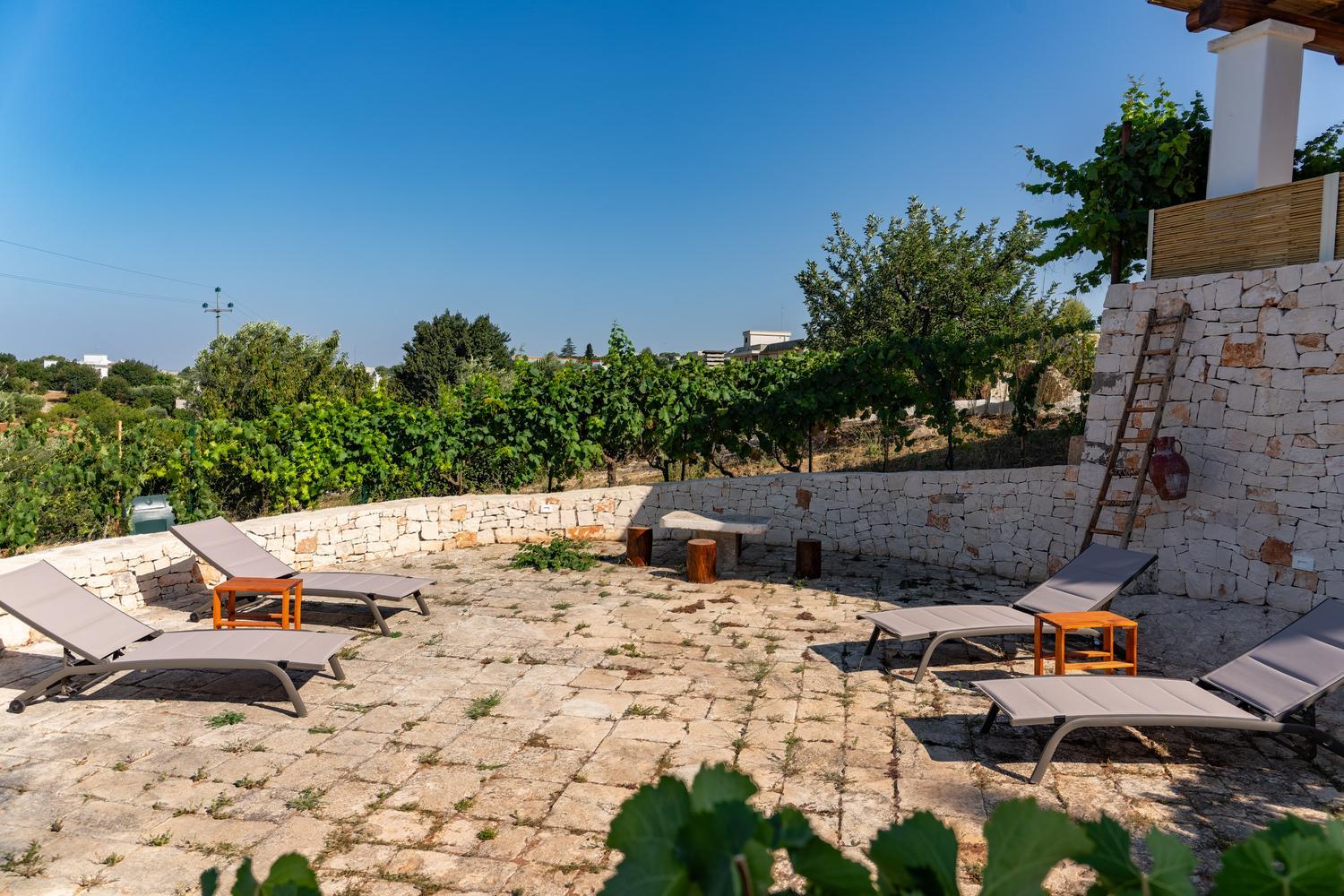 Trullo Tonino - Cisternino view 3