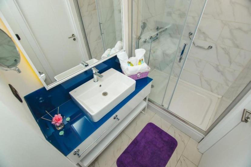 Vip Apartments Orbi 71 view 2