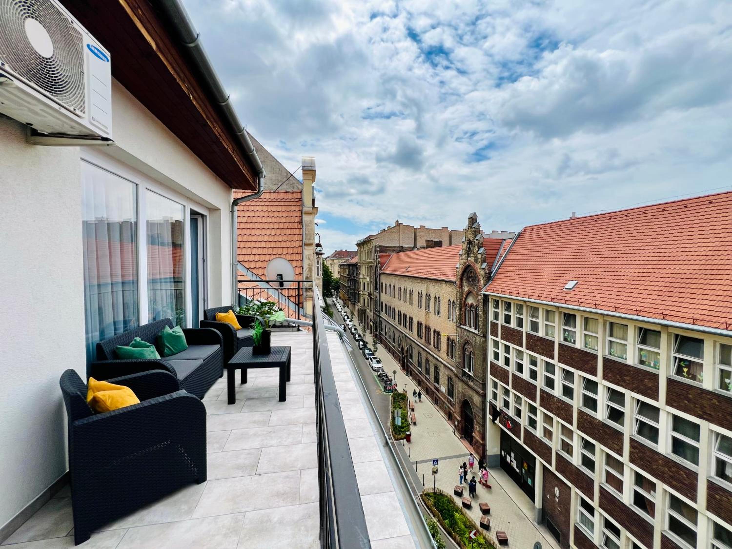 balance & terrace