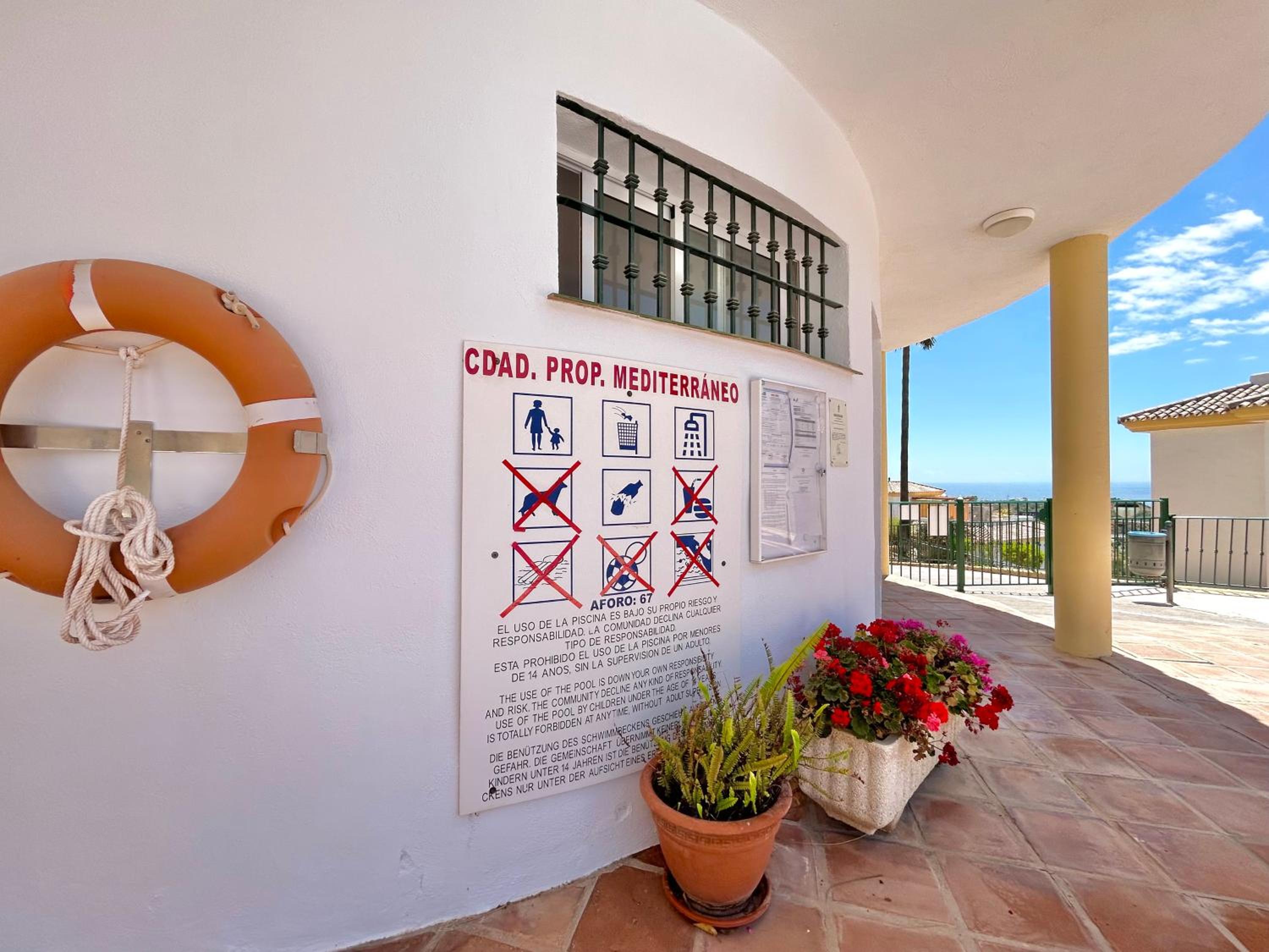 Ático con Vistas al mar con Jacuzzi en Calahonda