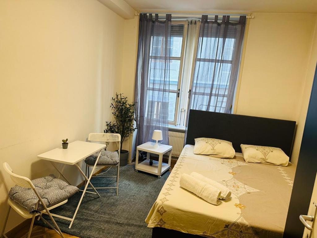hotel room
