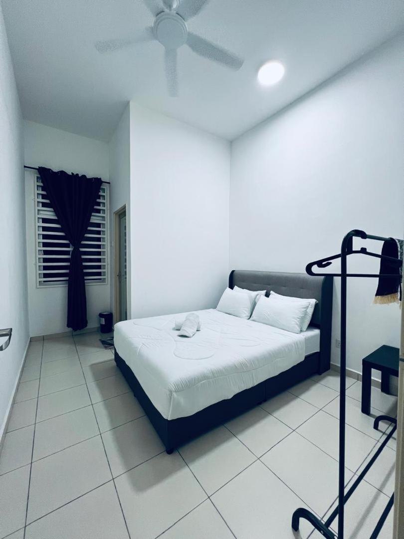 D'Tengah Homestay Kotasas photo 2