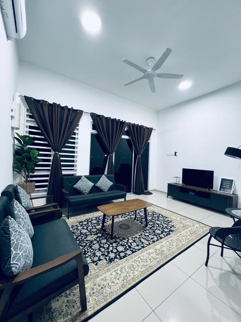 D'Tengah Homestay Kotasas photo 4