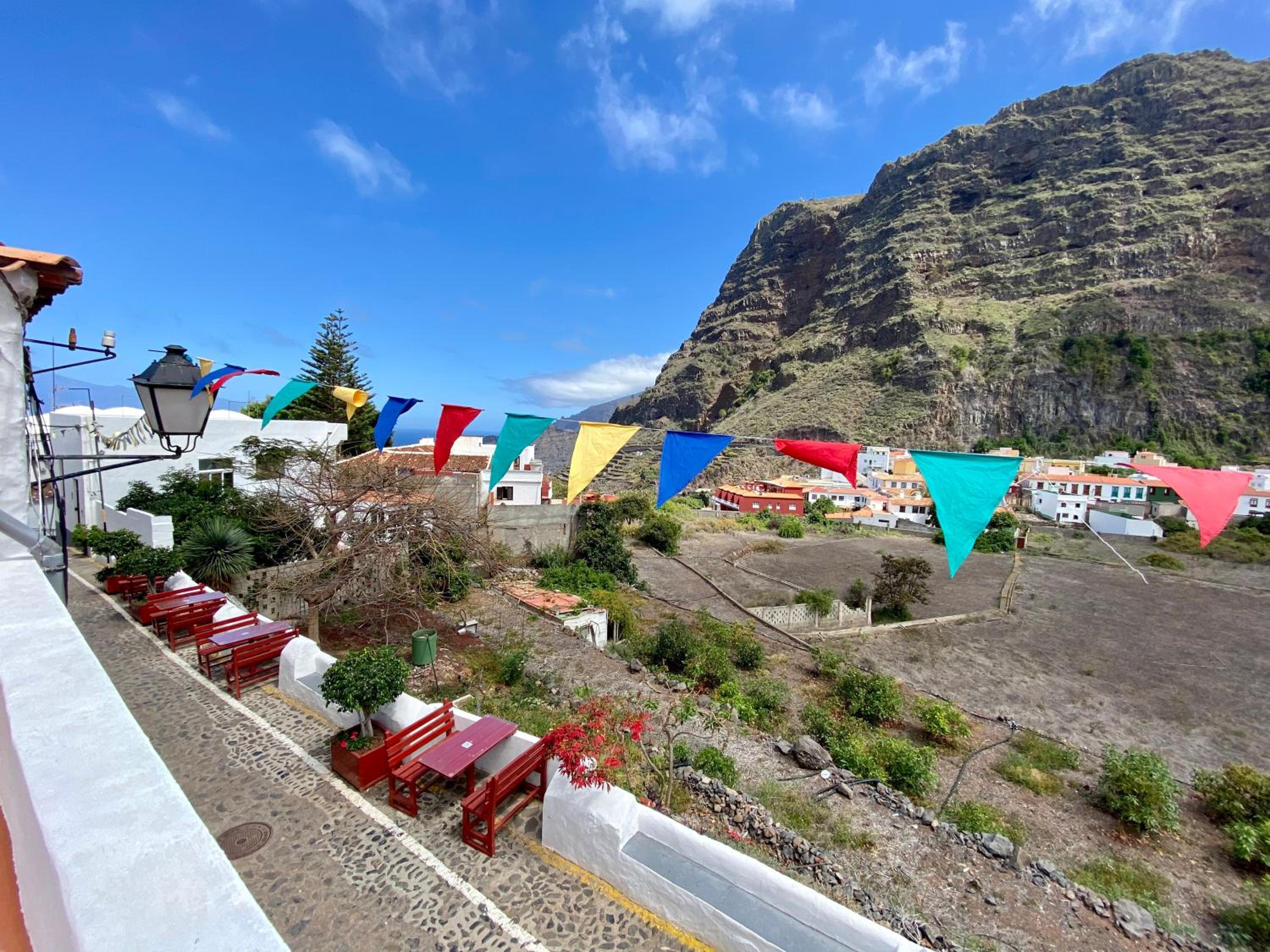 Casa Chana y Domingo- Refugio con historia y vistas en Agulo