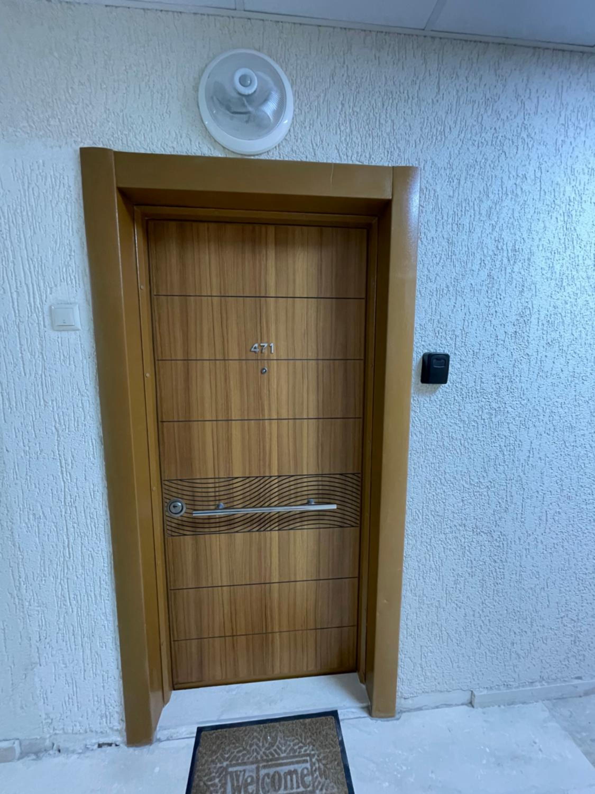 Batumi Apartment Chrysanthemum