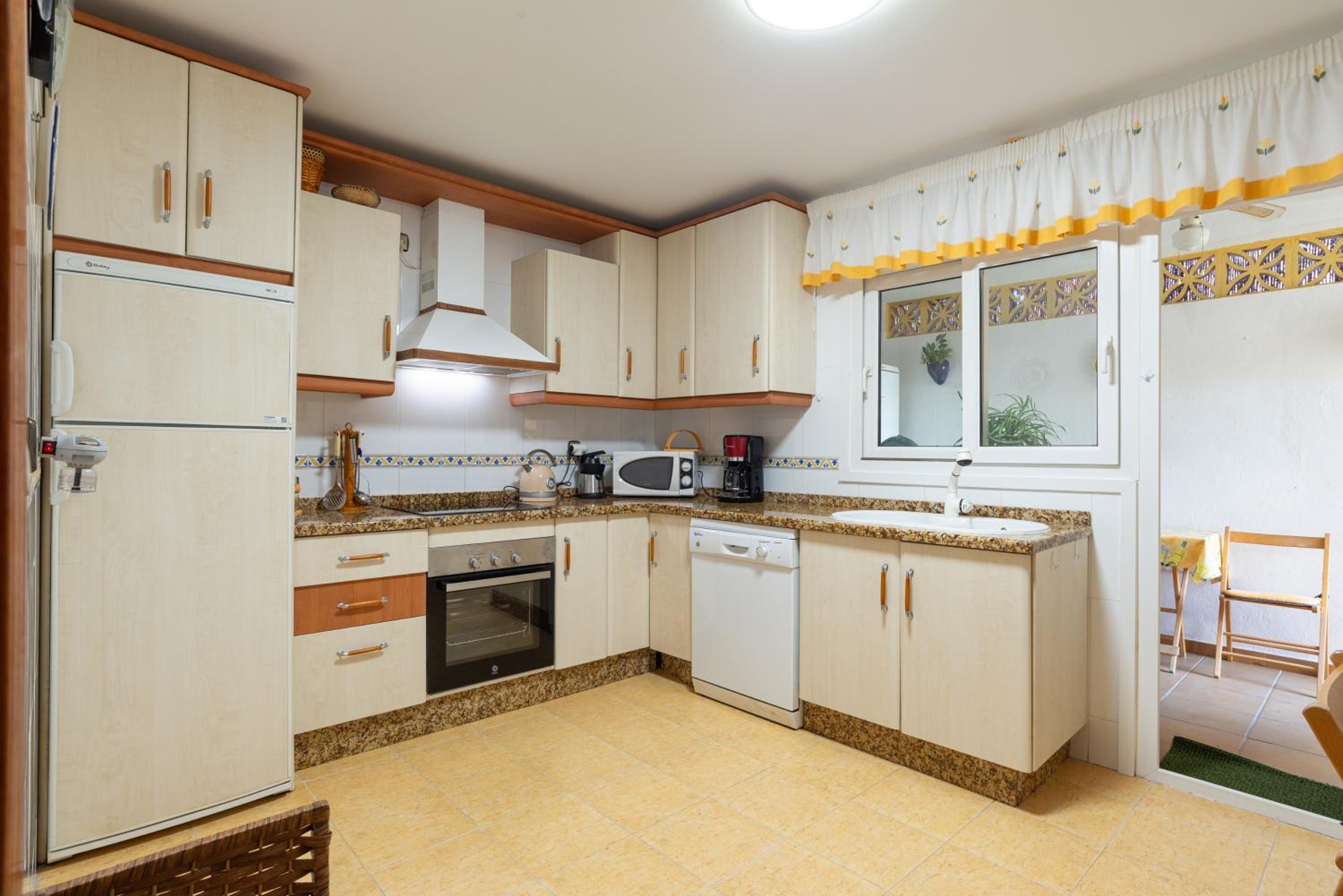 Photo 45