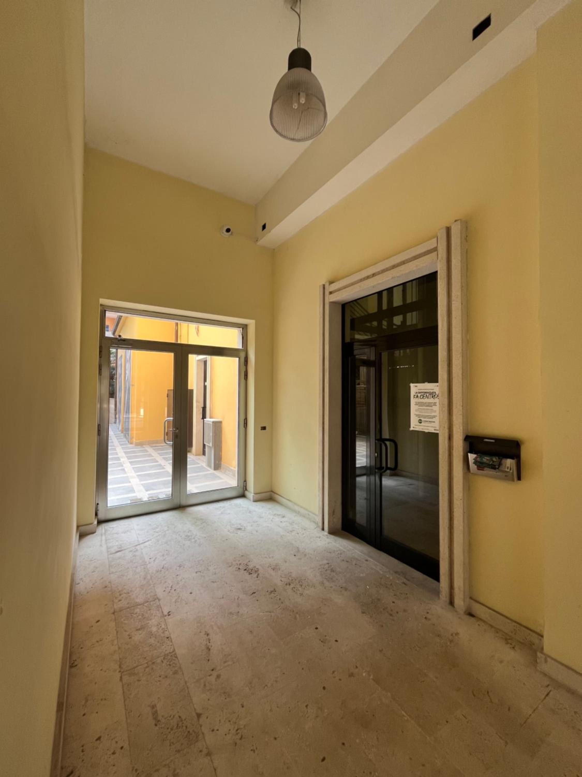 Intero Appartamento In Centro Città, Corso Mazzini