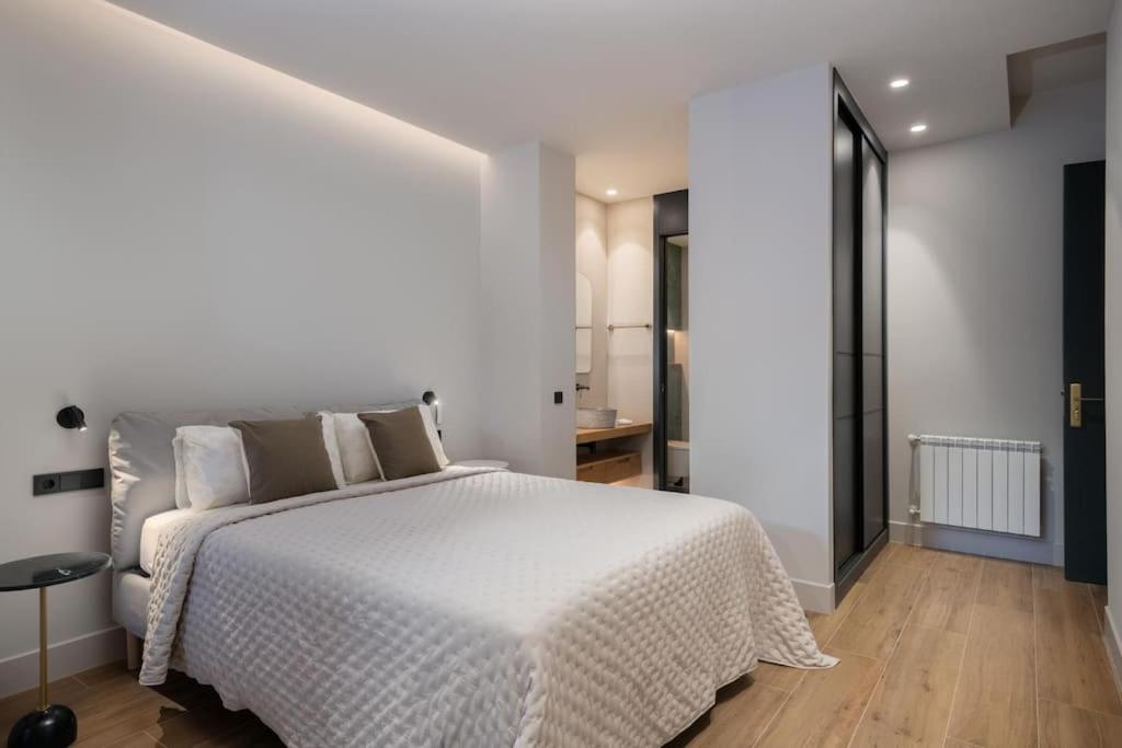 Luxury Marina Loft