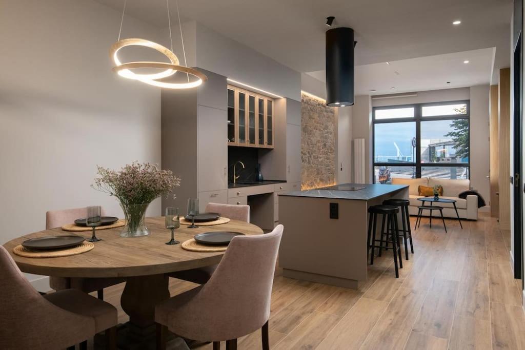 Luxury Marina Loft
