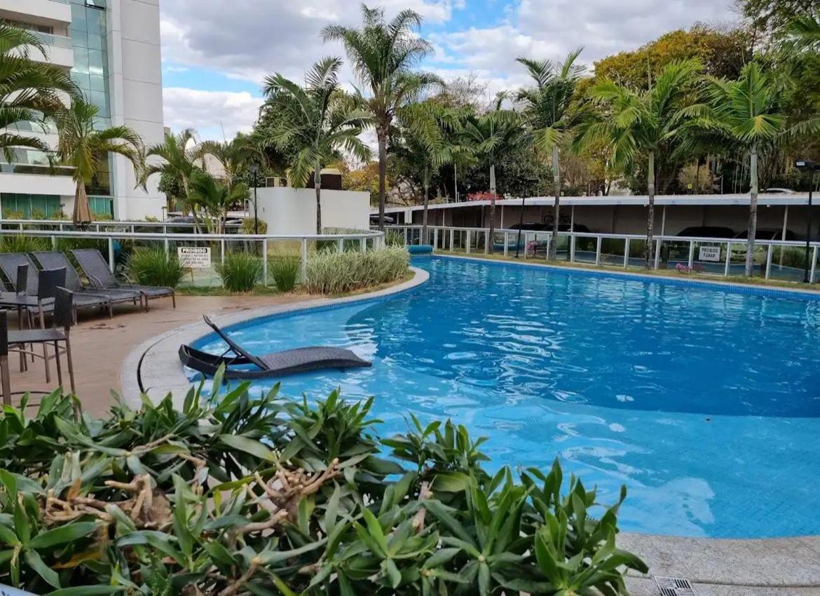 Apartamento Águas Claras, 13⁰ andar, nascente. Vista livre. Wi-Fi veloz. Academia e piscina.